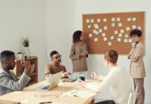 Transforming and Managing a Large-Scale SQL Pedigree Database to Neo4j Graph DB