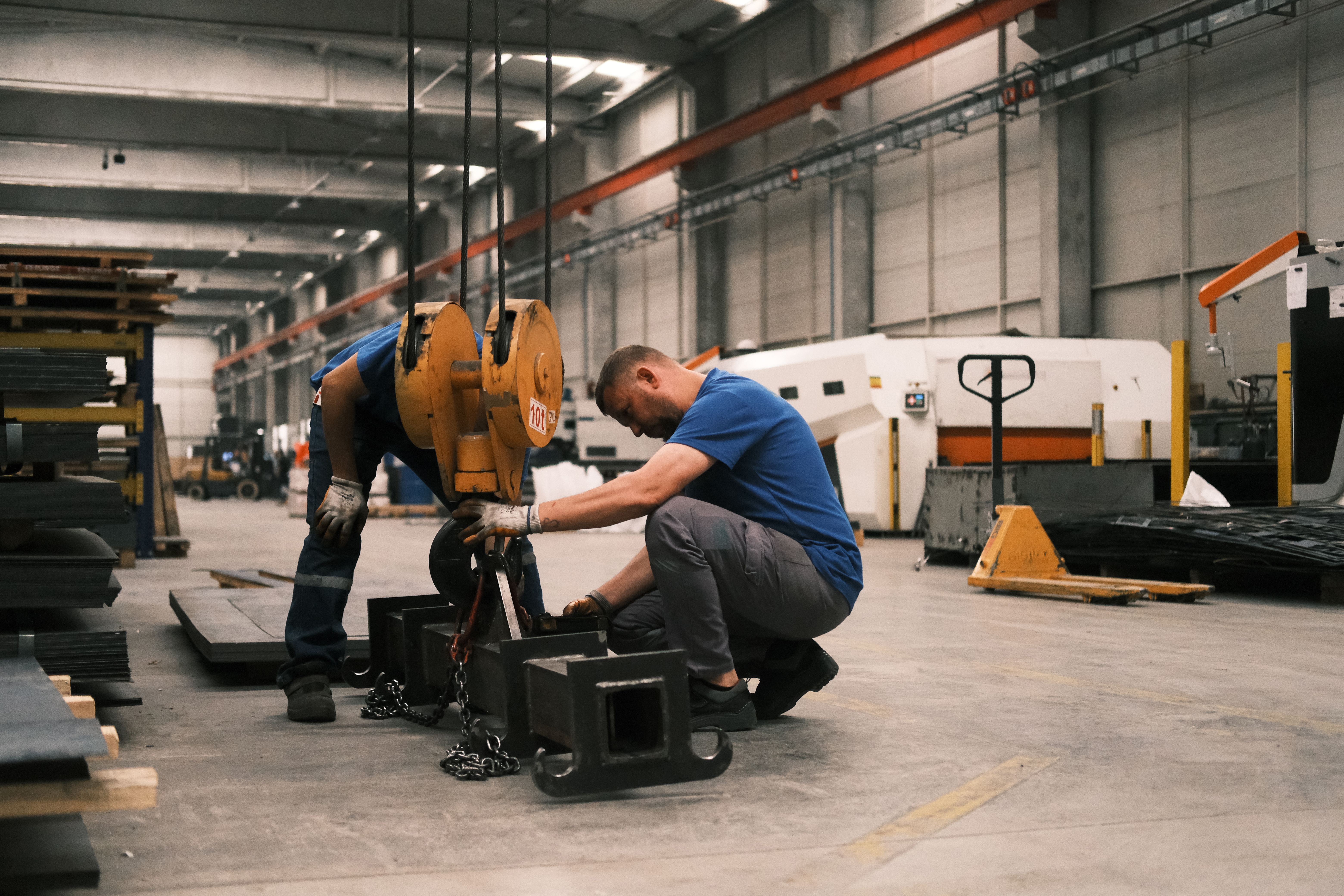 Complete List of Machinery & Equipment AI Tools & AI Software