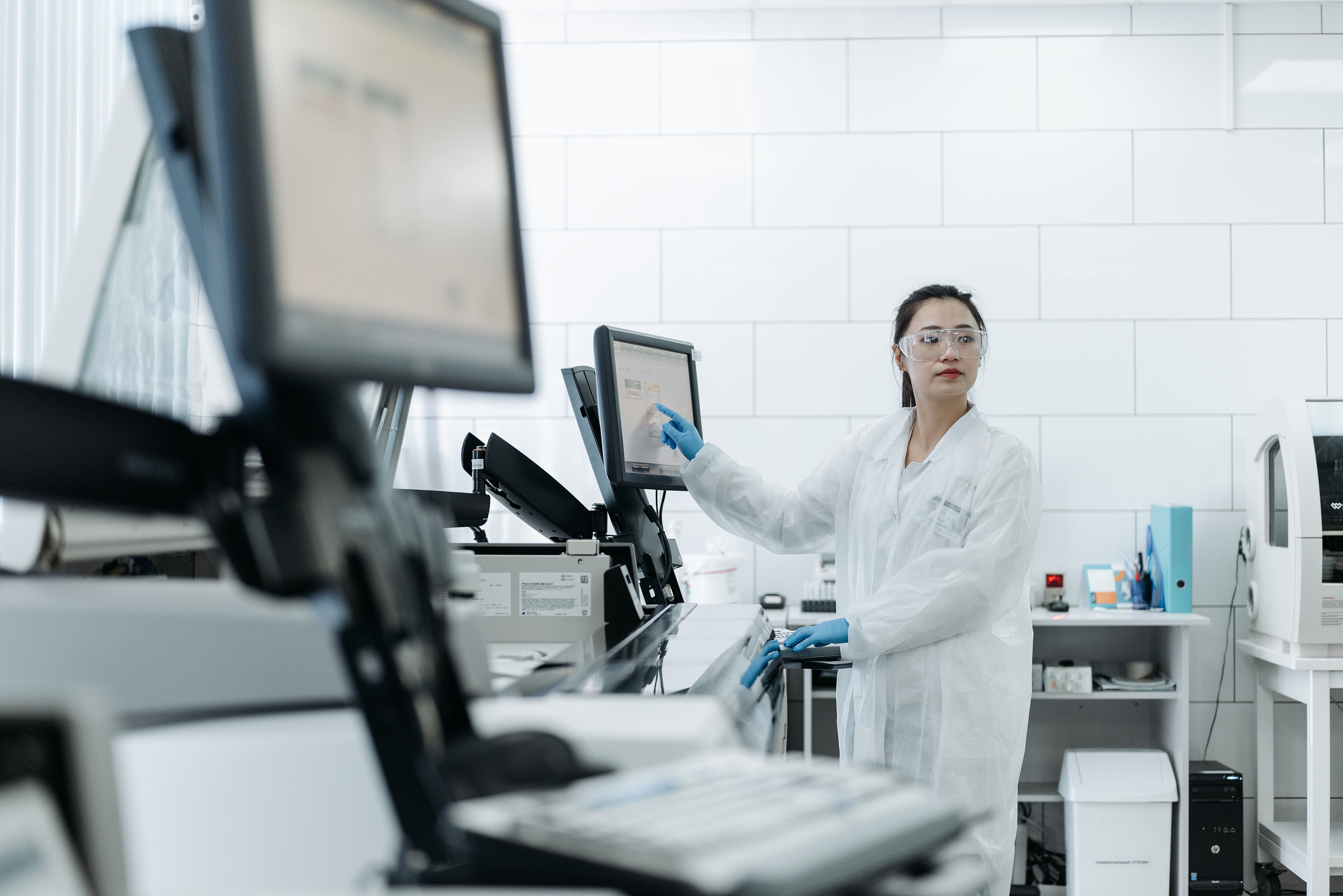 Complete List of Medical Devices AI Tools & AI Software
