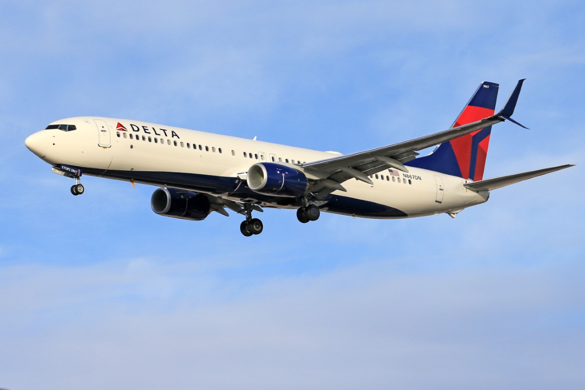 AI for Airlines: How Artificial Intelligence Can Optimize Flight Operations, Increase Revenue and Transform Passenger Experience
