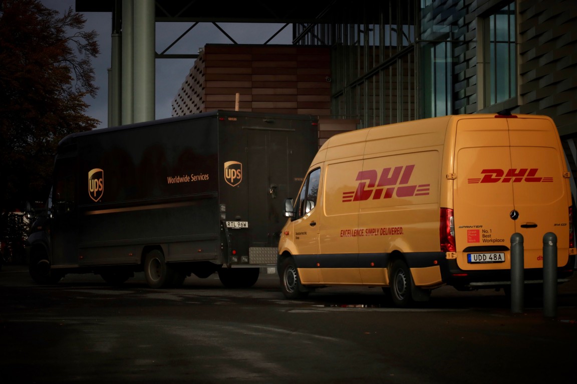 AI for Courier Services: How Artificial Intelligence Can Improve Delivery Speed, Optimize Routes and Reduce Logistics Costs