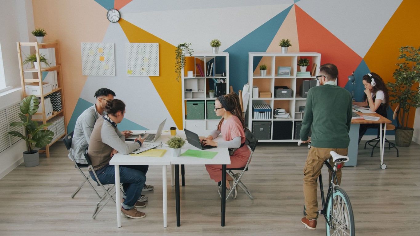 AI for Coworking Spaces: How Artificial Intelligence Can Increase Occupancy, Reduce Costs and Improve Member Experience