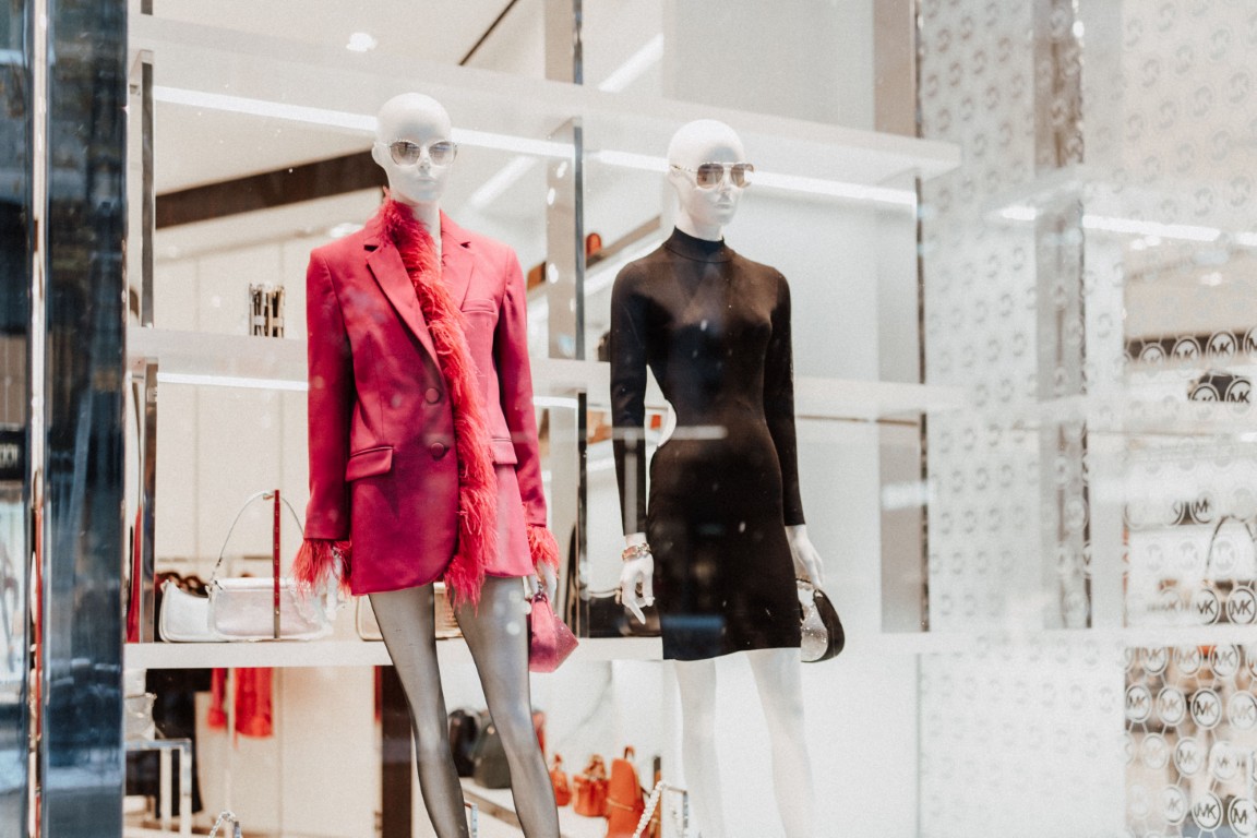 AI for Fashion Brands: How Artificial Intelligence Can Increase Sales, Reduce Costs and Accelerate Product Development