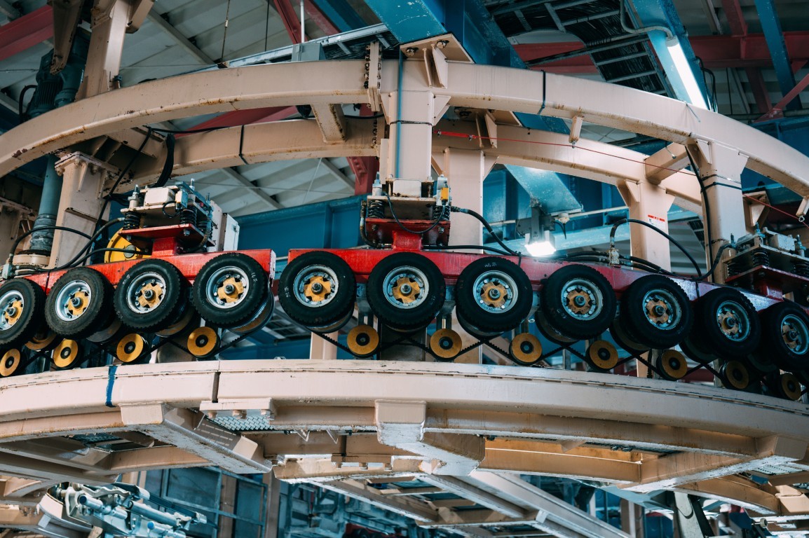 AI for Industrial Equipment Manufacturers: How Artificial Intelligence Can Optimize Production, Improve Equipment Quality and Increase Operational Efficiency