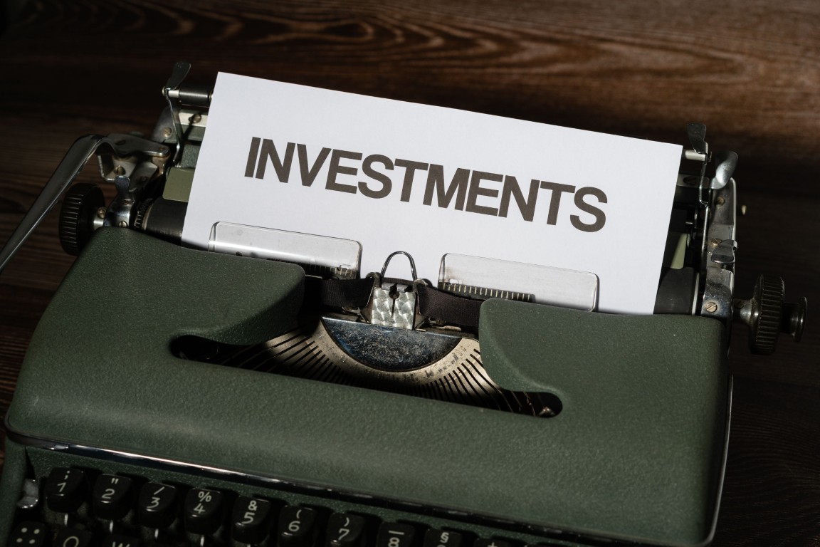 AI for Investment Firms: How Artificial Intelligence Can Improve Investment Decisions, Manage Risk and Accelerate Growth