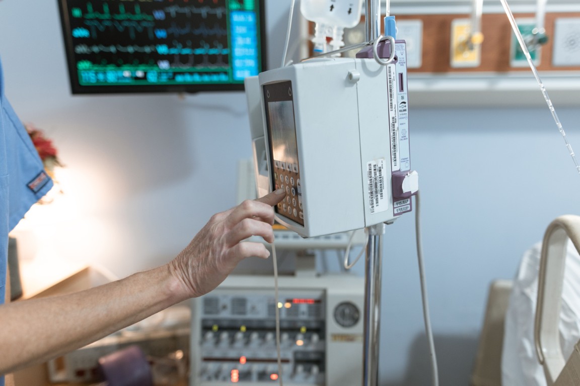 AI for Medical Device Companies: How Artificial Intelligence Can Improve Innovation, Quality and Operational Efficiency